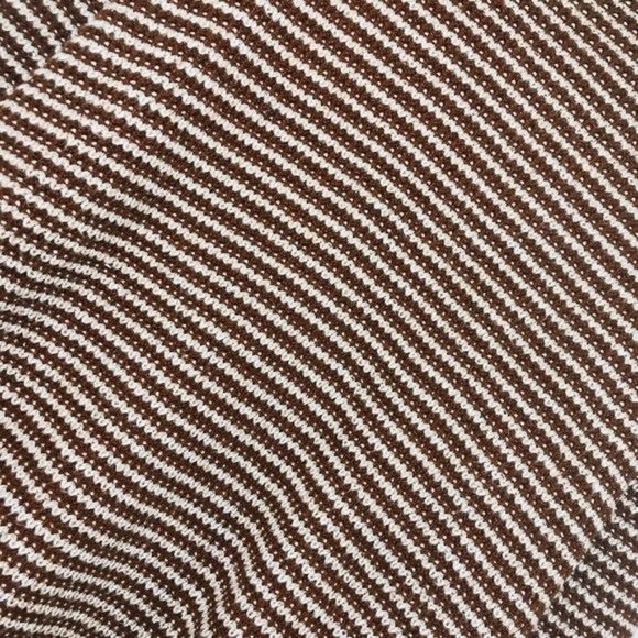 DAY & AGE Contrasting Knit Pullover Sweater In Rust Size Small NWOT - Picture 5 of 6